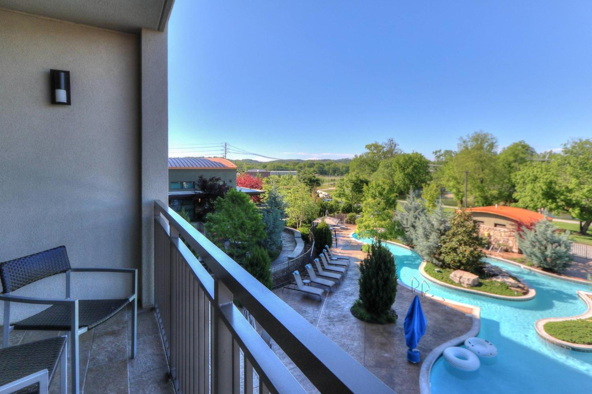 Courtyard By Marriott Pigeon Forge Hotel Exterior photo